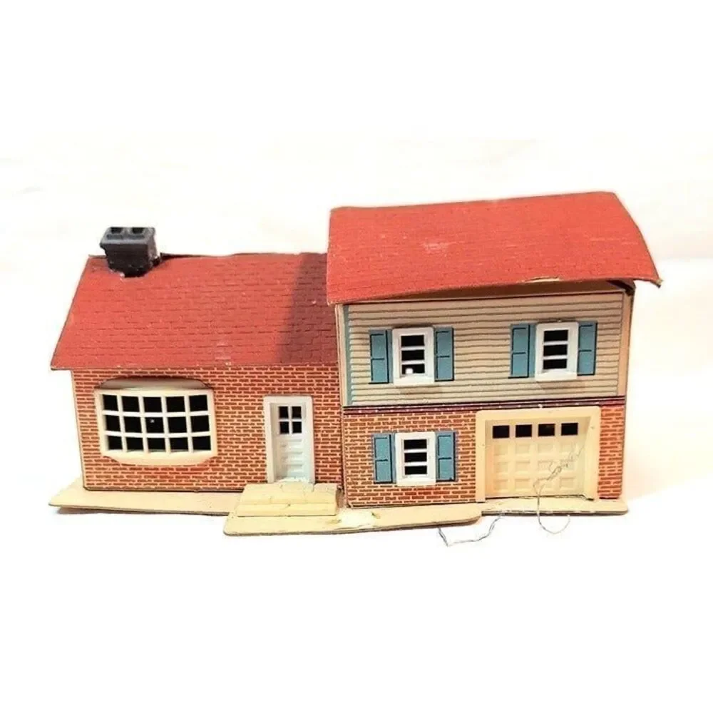 Split Level Houses Lot of 2 HO 1950s Cardboard Vintage IDEAL Models?